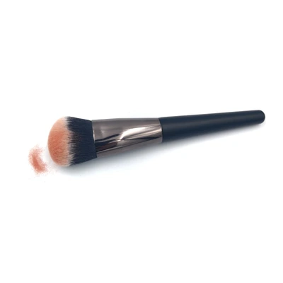 blush brush