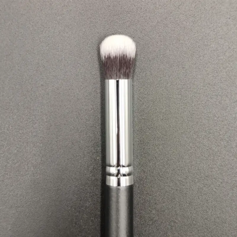 Round Concealer Brush