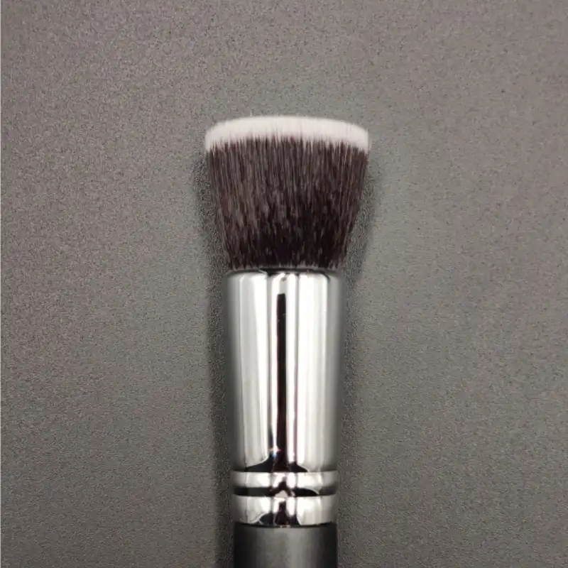 Flat Foundation Brush